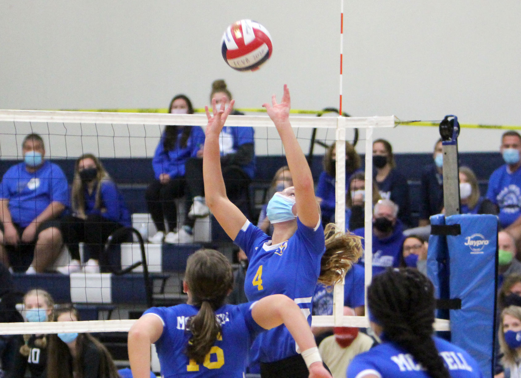 McDonell volleyball vs Catholic Central at Division 4 state championship 11-7-20